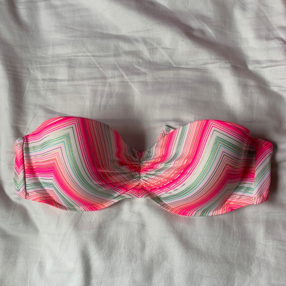 Victoria’s Secret bikini top